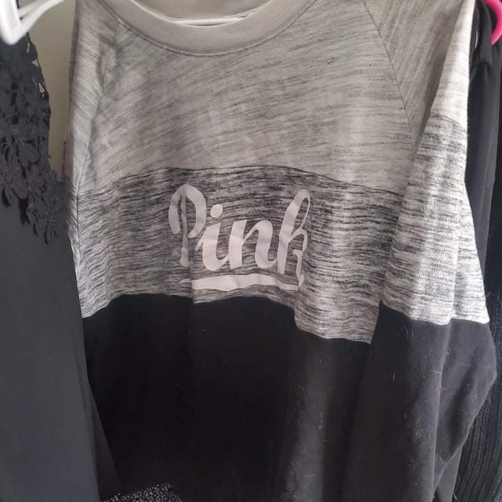 Victorias secret pink crew neck size medium